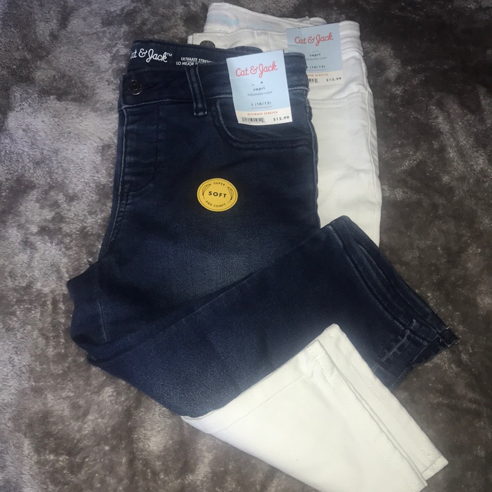 Cat & Jack Girl’s Denim Capri’s